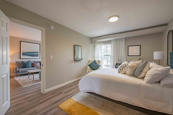 15454 Sherman Way Studio-2 Beds Apartment for Rent - Photo Gallery 5