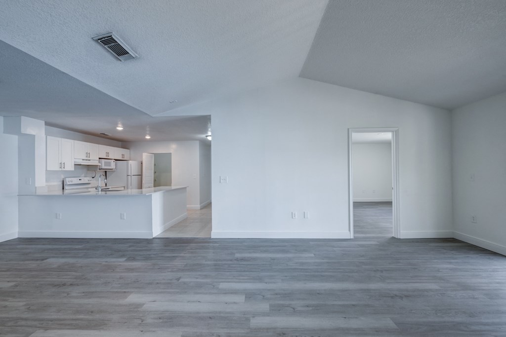 Sole at Sunrise apartments in Sunrise, FL photo of living room