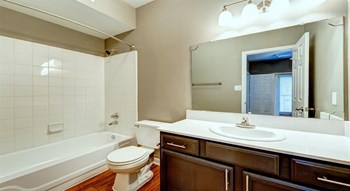 Bathroom with updated materials - Photo Gallery 19