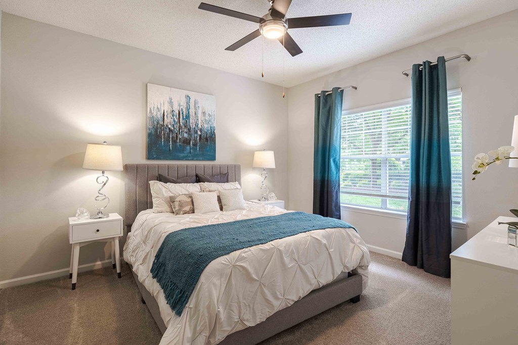 spacious bedrooms at the estates