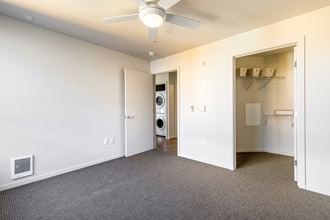 905 Dexter Avenue North Studio-2 Beds Apartment for Rent - Photo Gallery