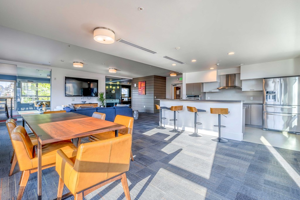 clubhouse with island seating
