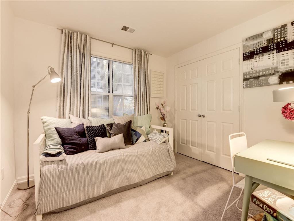 Henley At Kingstowne