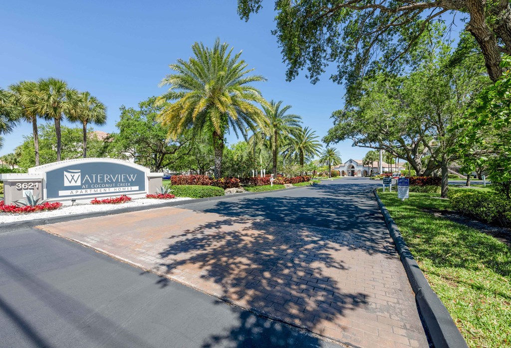 Apartments In Coconut Creek for Rent – Waterview at Coconut Creek – entrance to community with monument sign