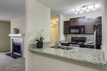 1001 Burnt Hickory Road 1-3 Beds Apartment for Rent - Photo Gallery 4