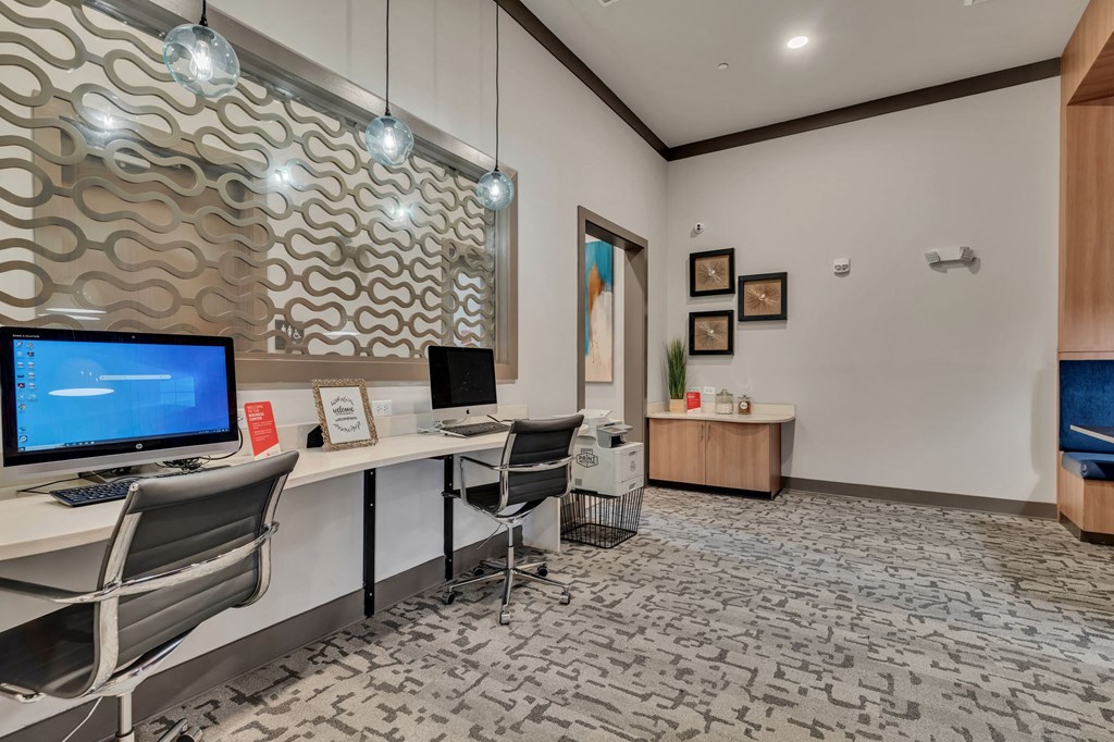 Apartments In Nashville for Rent - Octave Apartments - Business center with wifi and computer access