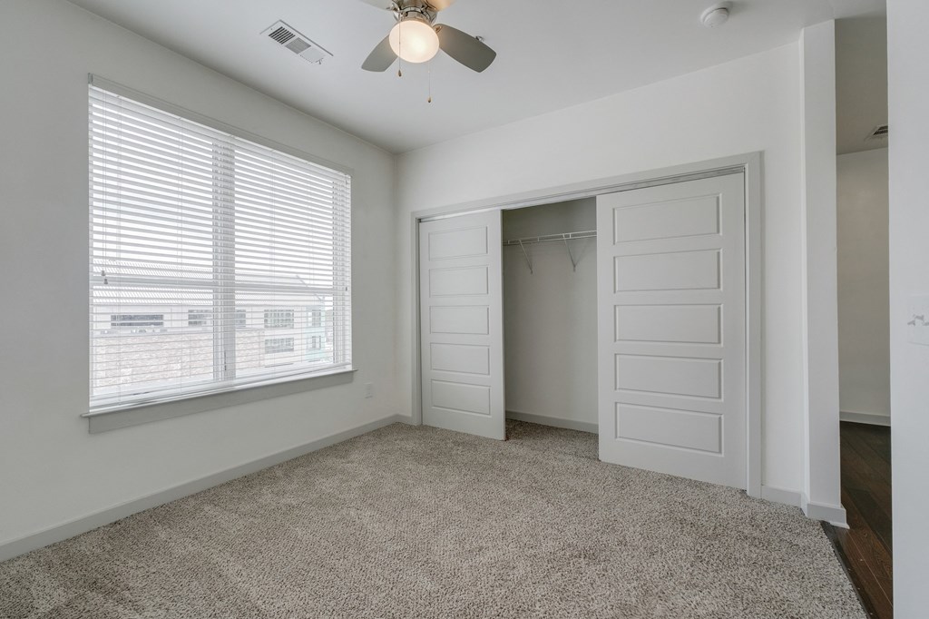 12 South Apartments - Nashville TN - Bedroom with Plush Carpeting.