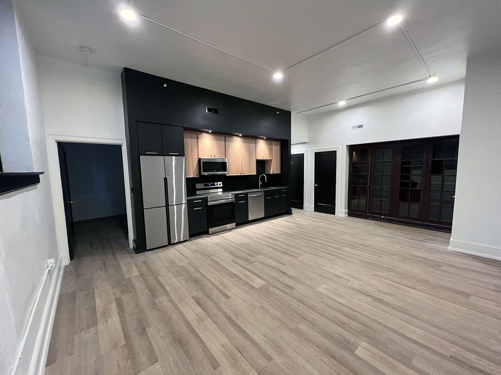 Kitchen & Living Space