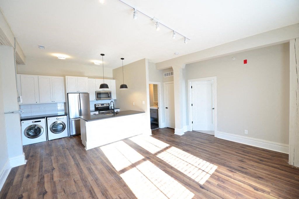 Kitchen & Living Space