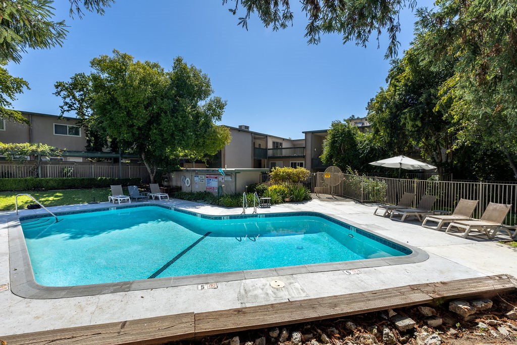 Newell Vista Apartments