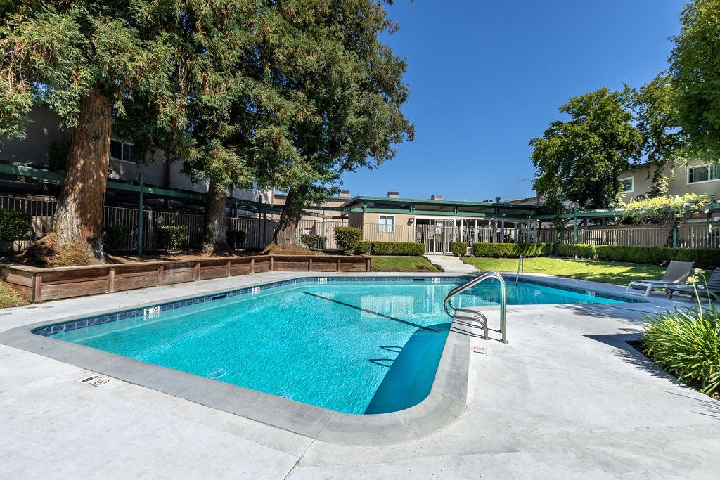 Newell Vista Apartments