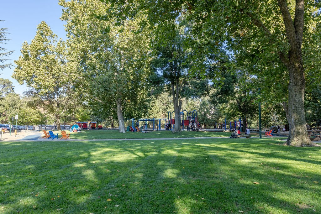 Newell Vista Apartments