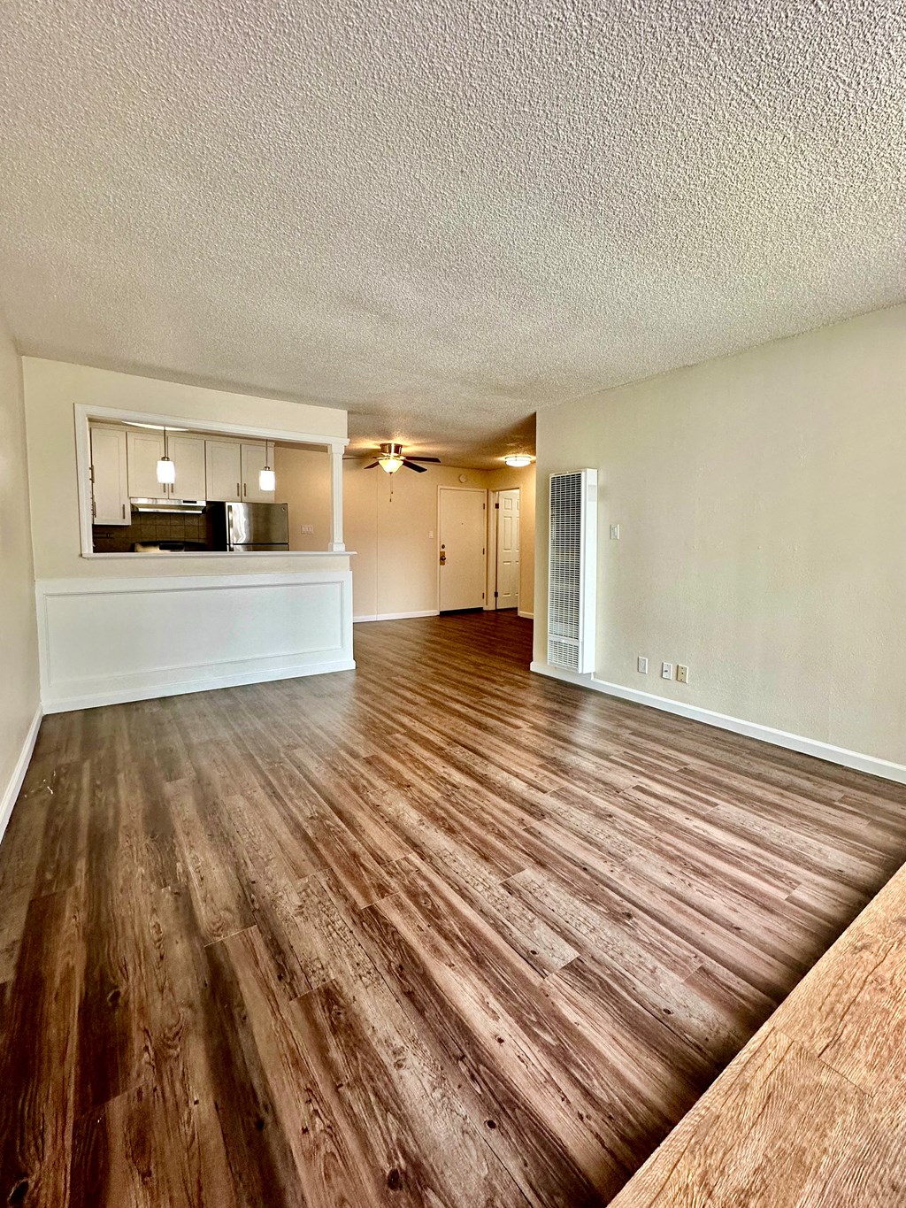 Lakeview Towers Apartments