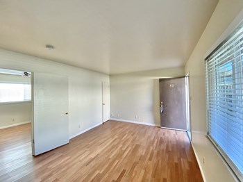 Living room One bedroom living room - Photo Gallery 5