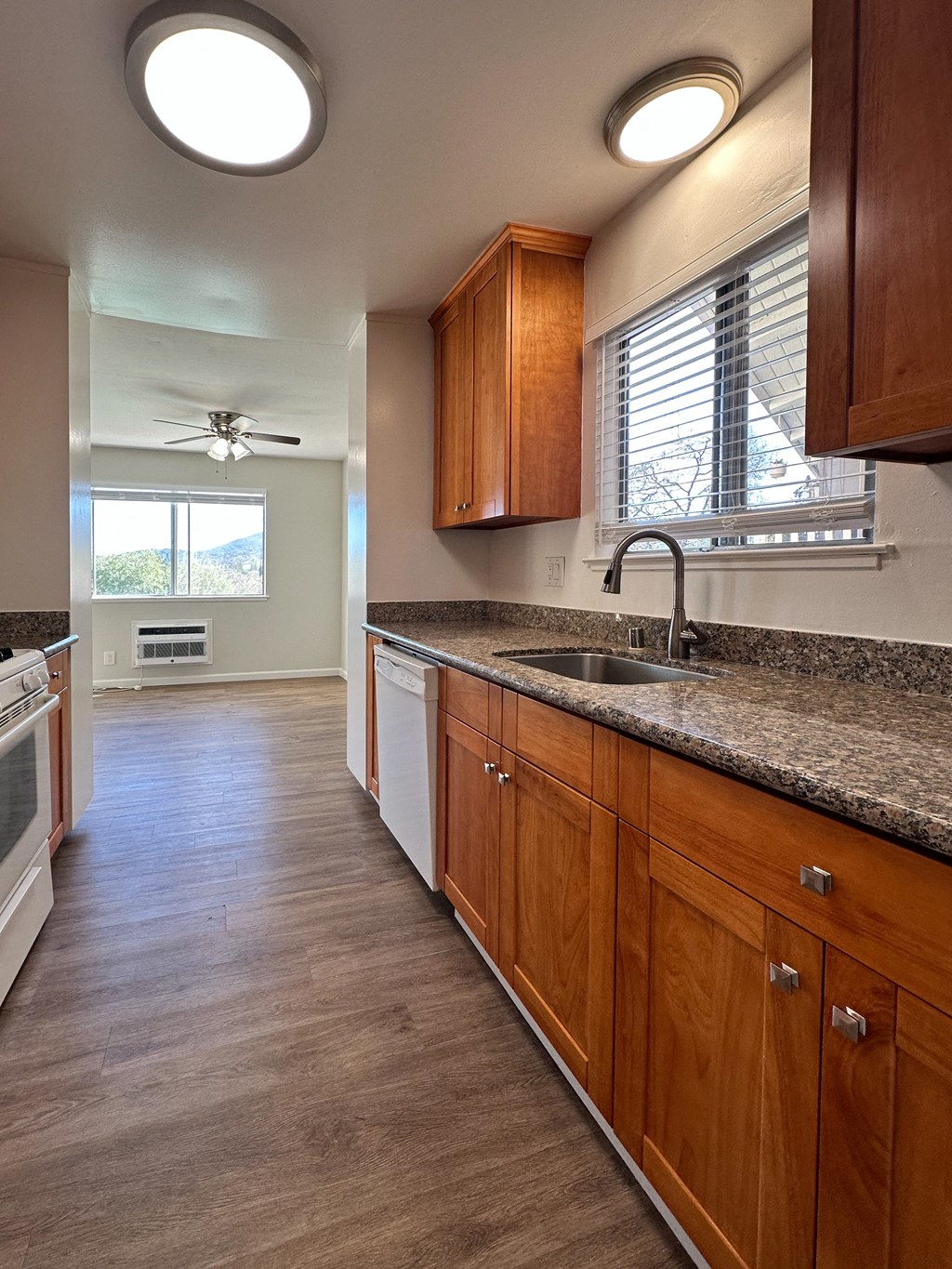 Lake Vasona Manor is a similar property to Aventino Apartments located in Los Gatos