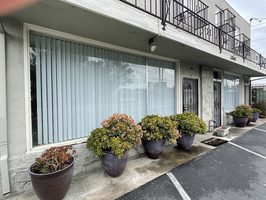 Unit Windows - Photo Gallery