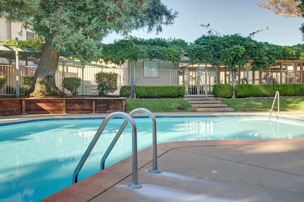 Newell Vista Apartments