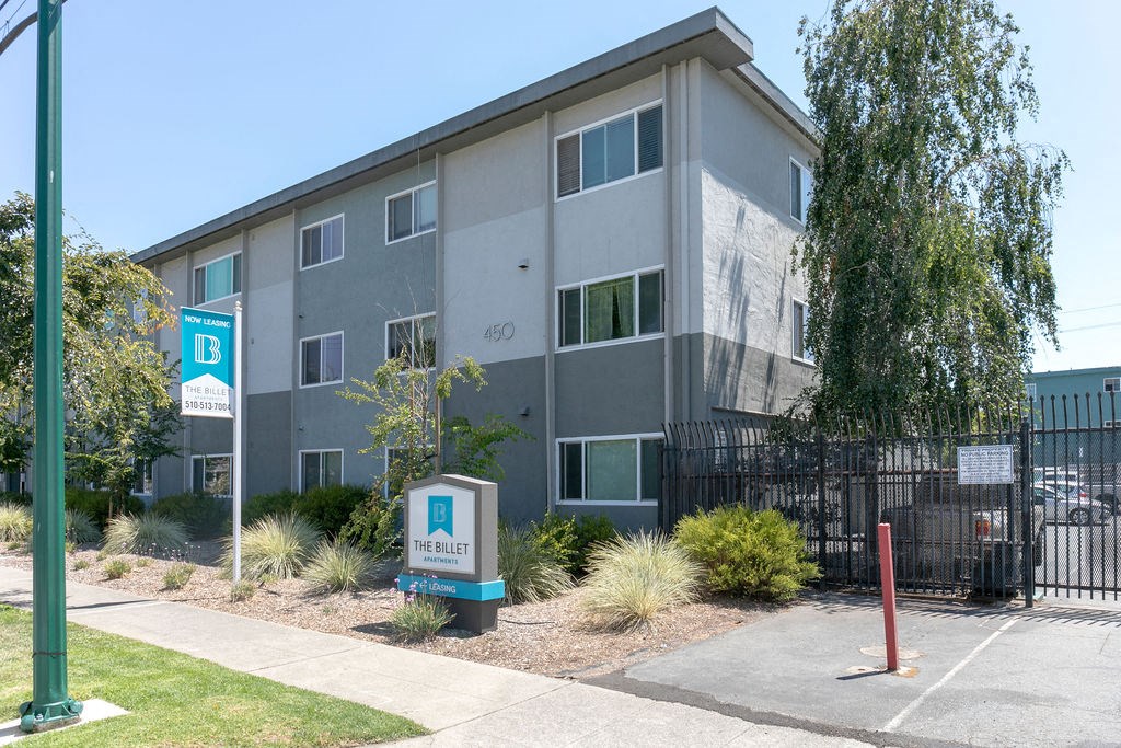 the building in which the apartment is located