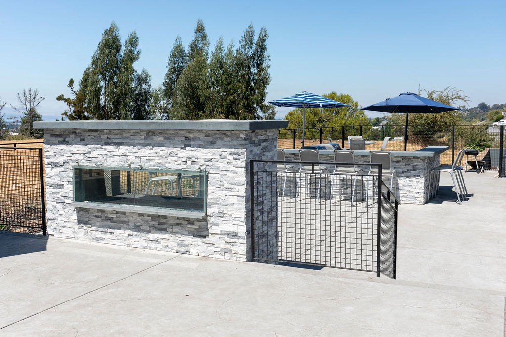 The Heights Apartments