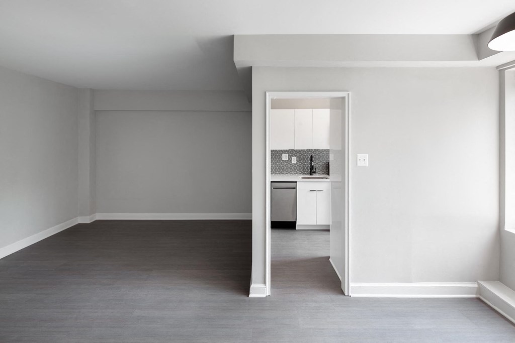 Studio living and dining at 1500 Arlington, Arlington