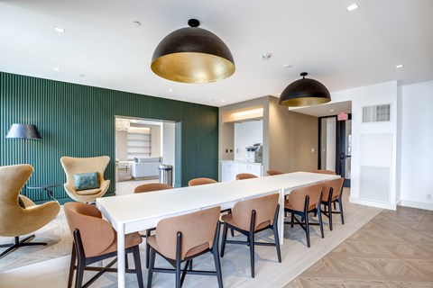 Newly renovated rooftop coworking at Lenox Club Apartments in National Landing, VA 22202