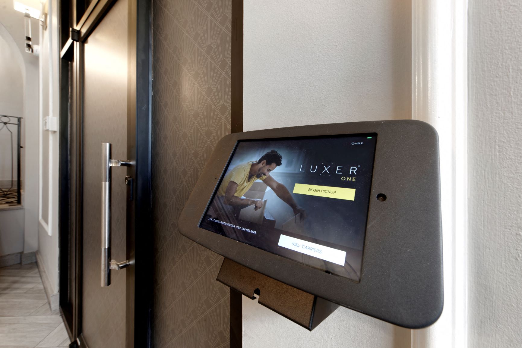 Entrance to package room at 4115 Wisconsin, Washington