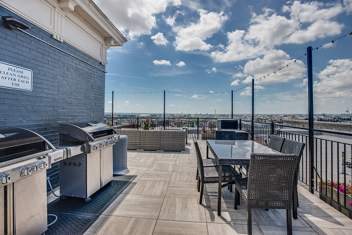 Rooftop deck grilling area at Highview and Castle Manor, Washington, DC