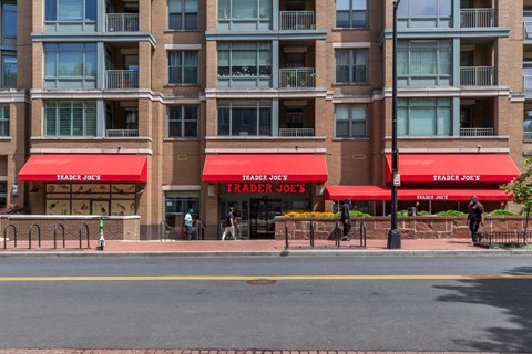 Trader Joe's in Georgetown near Kew Gardens