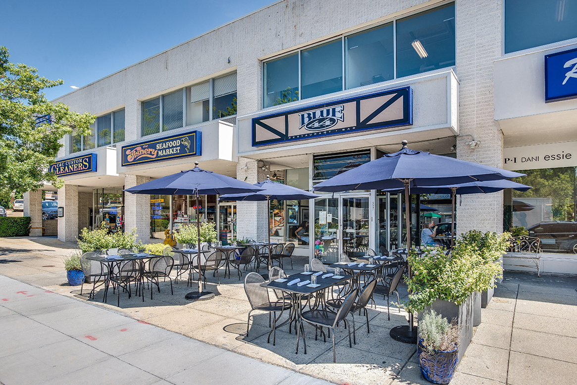 Nearby shopping and dining in Chevy Chase at Legation House in Washington, DC 20015