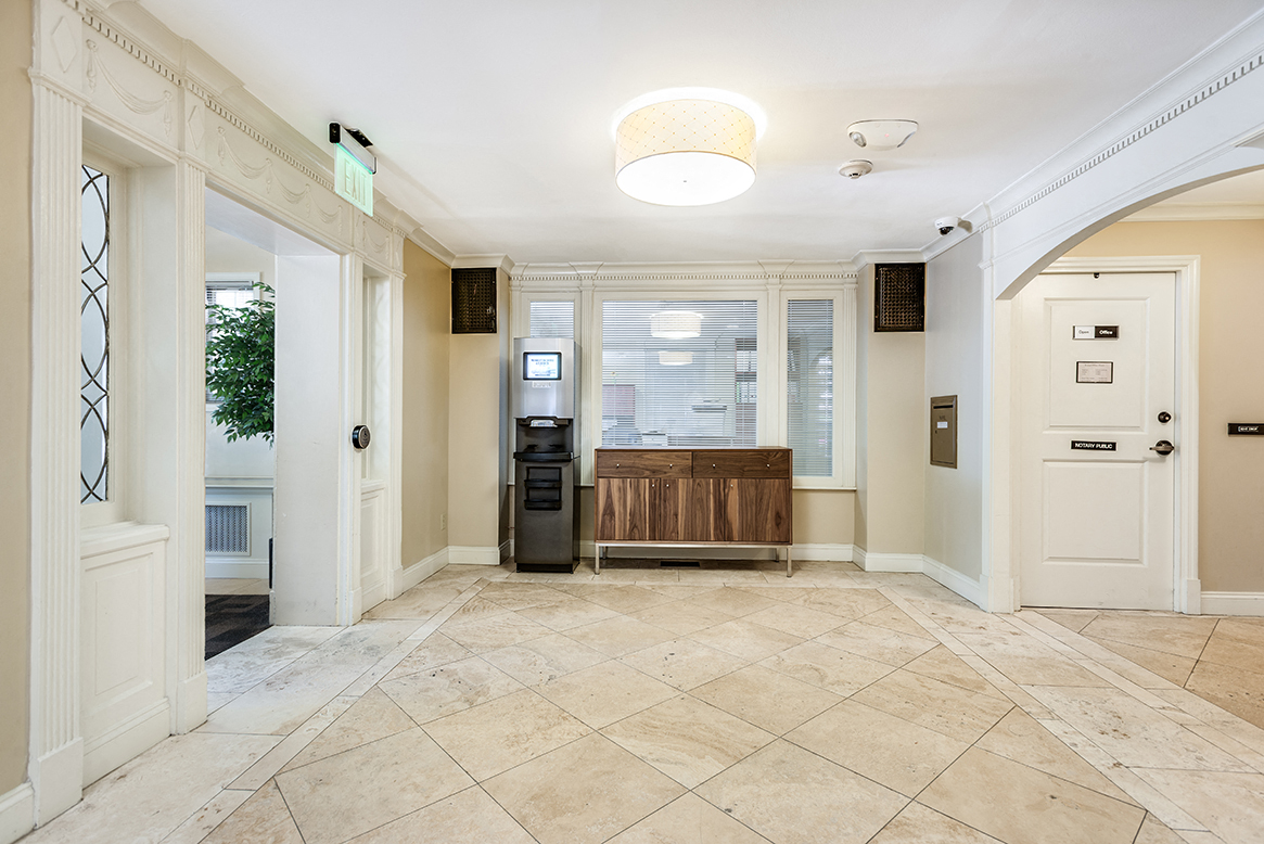 Lobby coffee machine at Mason Hall in Alexandria, VA 22314