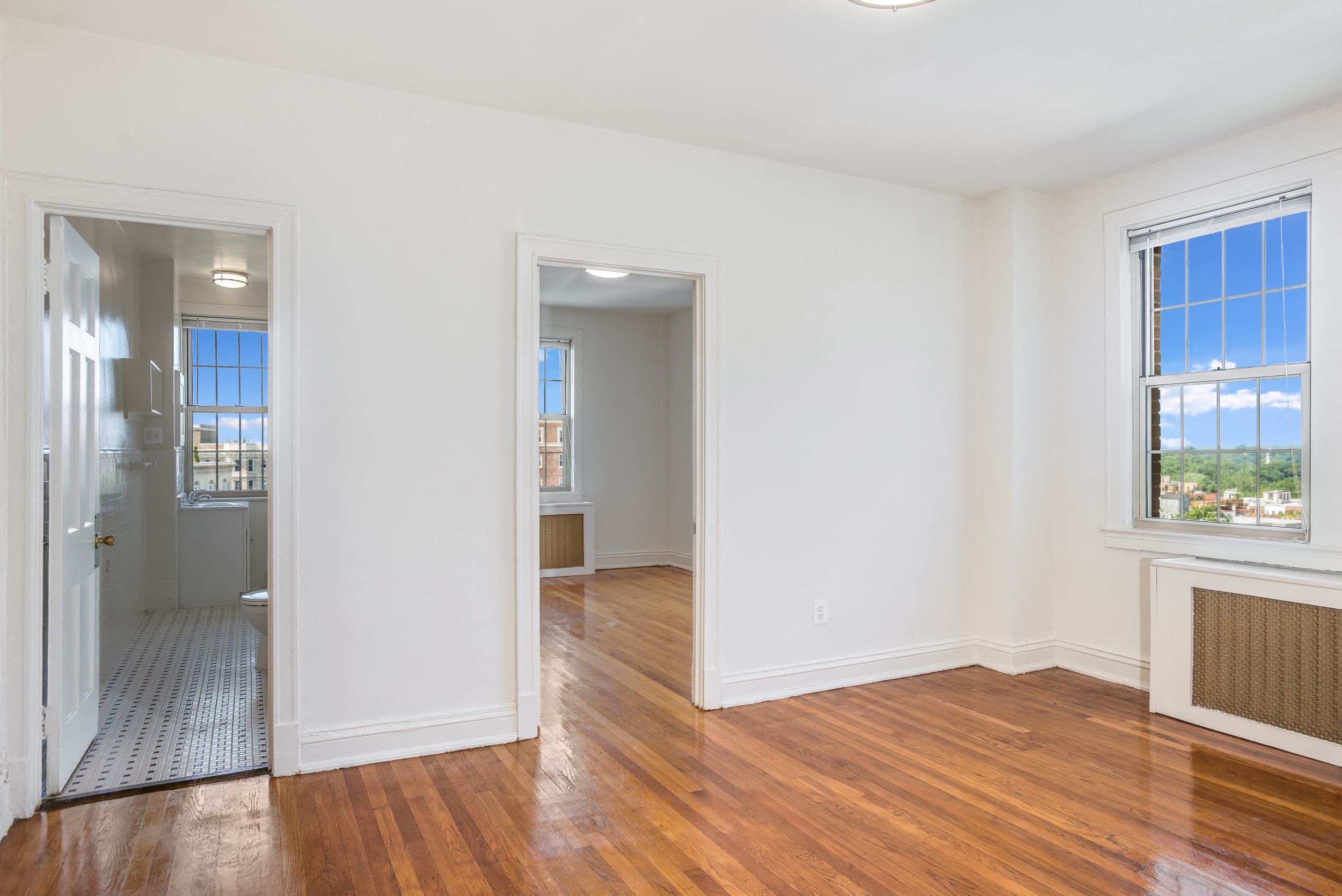 Two-bedroom dining at The Melwood, Washington, DC