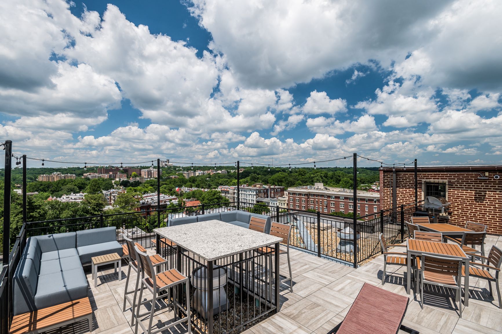 Rooftop deck with grills at The Melwood, Washington, Washington