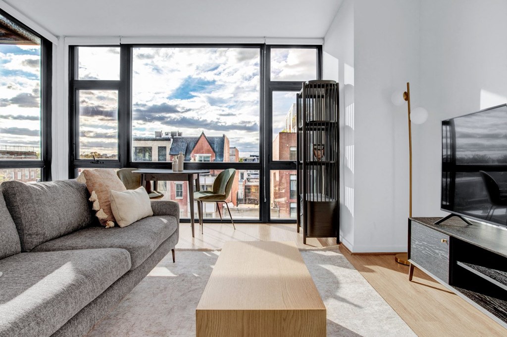 living and dining at The Shay, Washington, District of Columbia