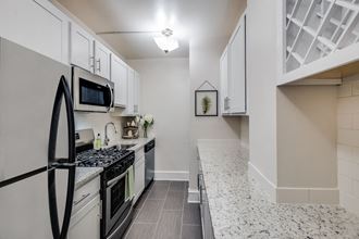 3000 Connecticut Avenue, NW Studio-3 Beds Apartment for Rent - Photo Gallery 1