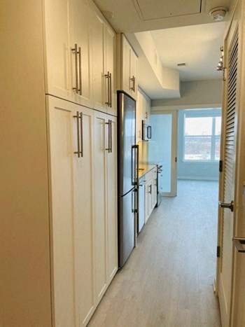 Studio Apartment Entrance Studio Apartment Entrance - Photo Gallery 6
