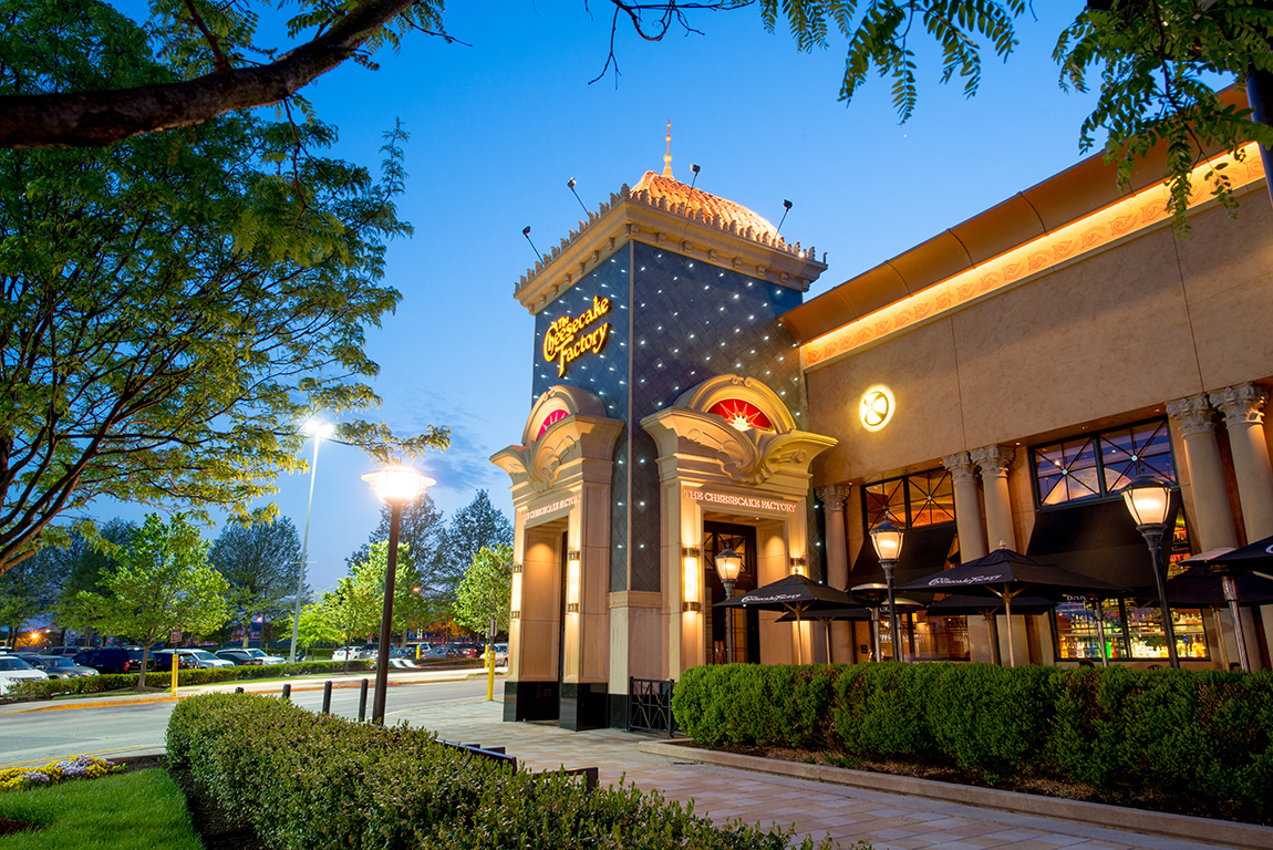 Local Dining at Evergreens at Columbia Town Center, Columbia, MD,21044