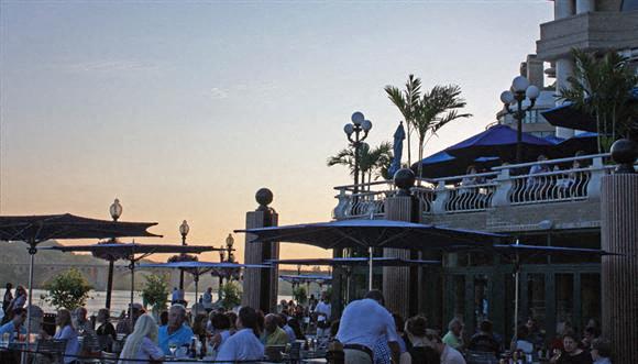 Meet Your Neighbors at Resident Social Events at 2400 Pennsylvania Avenue Apartments, Washington, DC,20037