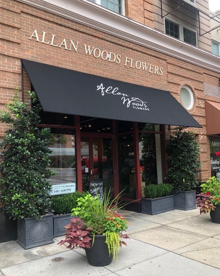 A flower shop at Calvert House Apartments, Washington, 20008