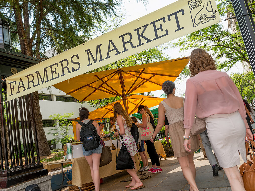 Enjoy Numerous Shoppingat 2400 Pennsylvania Avenue Apartments, Washington, DC,20037