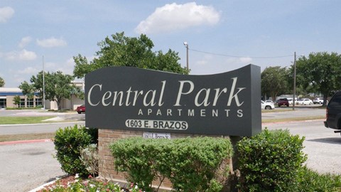Central Park Apartments entrance sign
