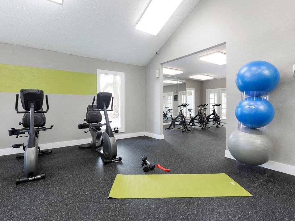 the gym at the apartments for rent