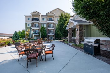 Picnic Area With Grilling Facility at The Beckstead, South Jordan, 84095 - Photo Gallery 24