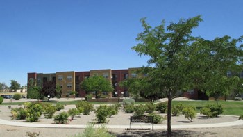 1355 Meadowlark Ln SE 1-2 Beds Apartment for Rent - Photo Gallery 12