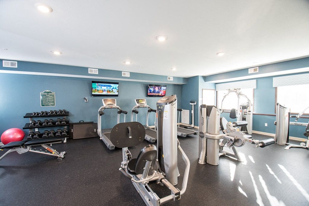 the gym at the preserve at polo ridge apartments fl