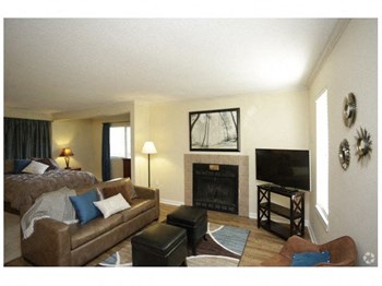 9900 NW Prairie View Rd Studio-2 Beds Apartment for Rent - Photo Gallery 42