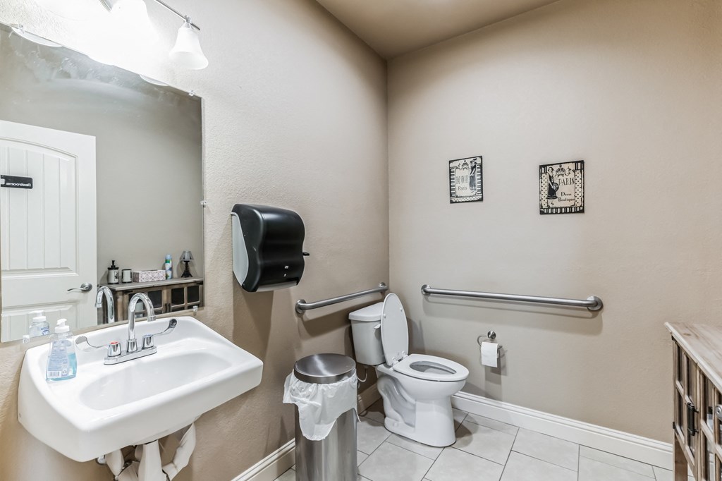 Residence At Legacy Park