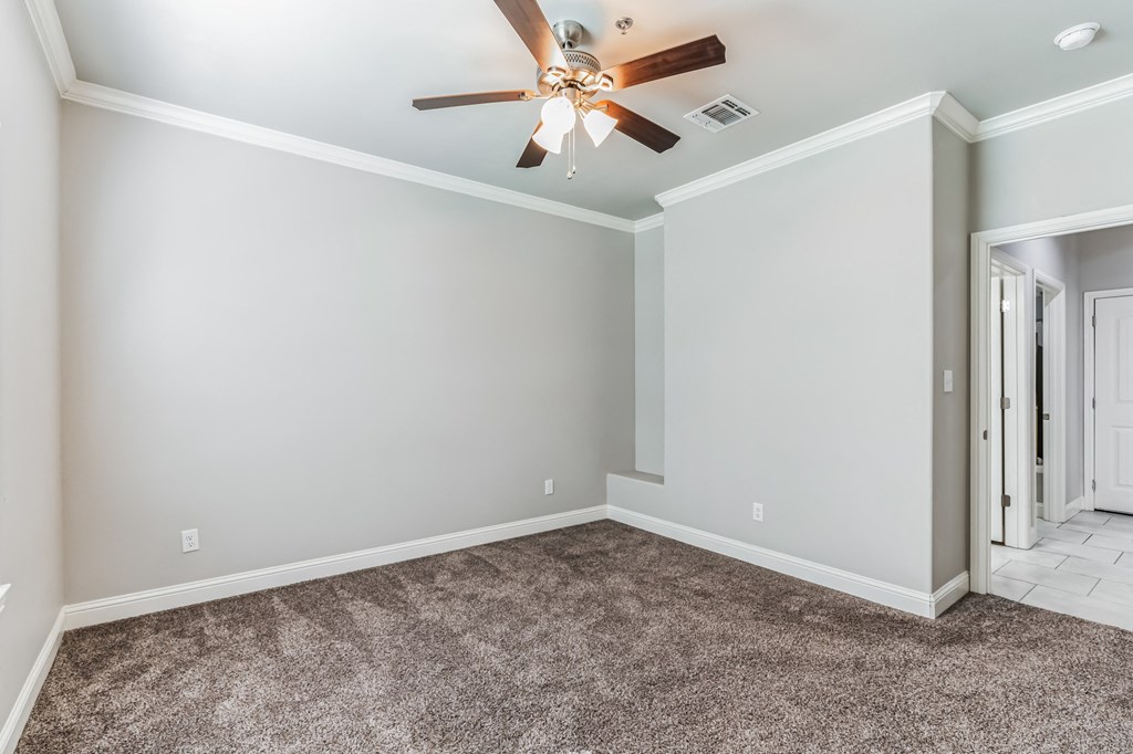 Residence At Legacy Park