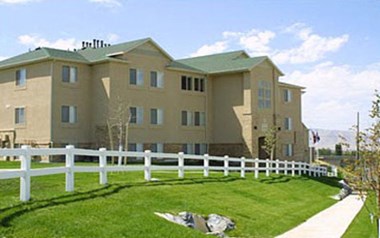 368 N Diamond Fork Loop 3 Beds Apartment for Rent