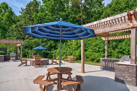 Sitting and Grill Area