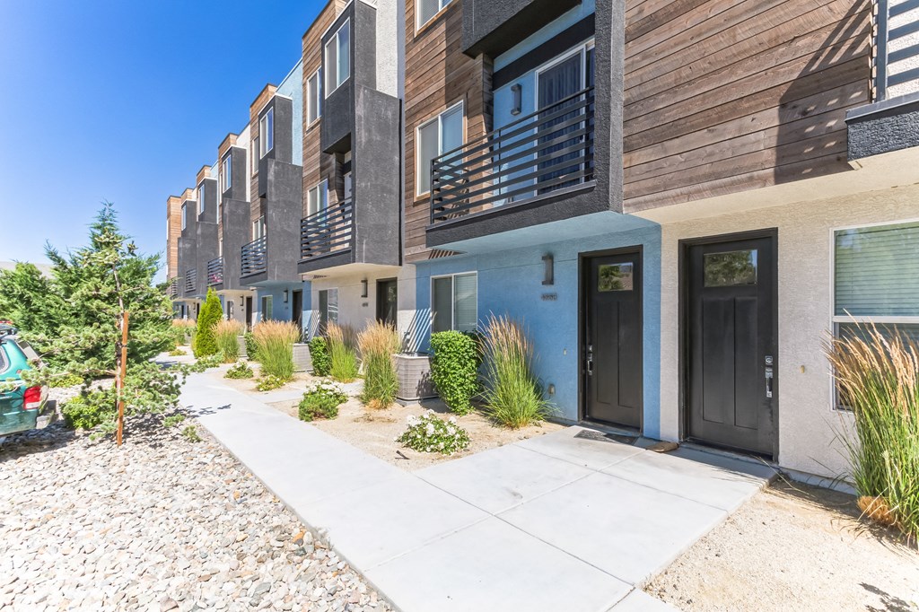Summit Ridge Townhomes